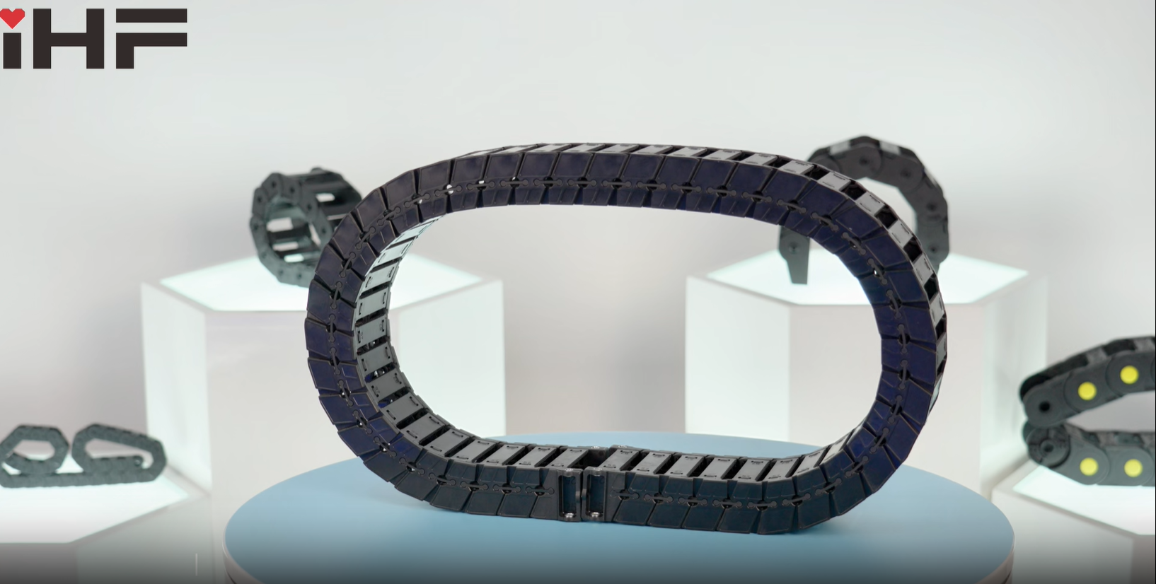 Гибкость проектирования: индивидуальные кабельные лотки для современных производственных задач